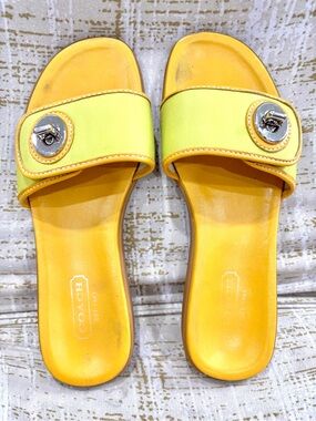 Coach y2k gabrielle turn lock sandal